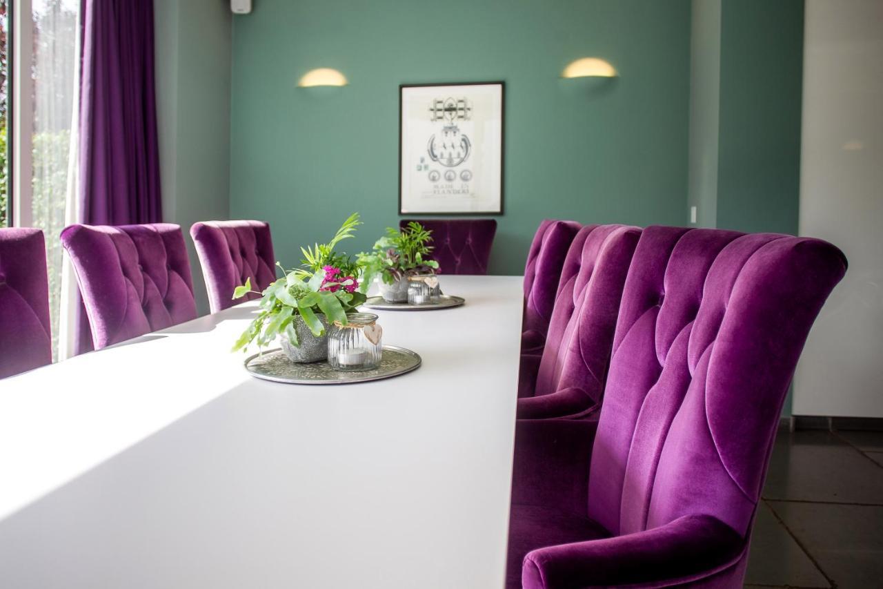 B&B Saint-Georges -Located In The City Centre Of Bruges- Luaran gambar The interior of the German Federal Council