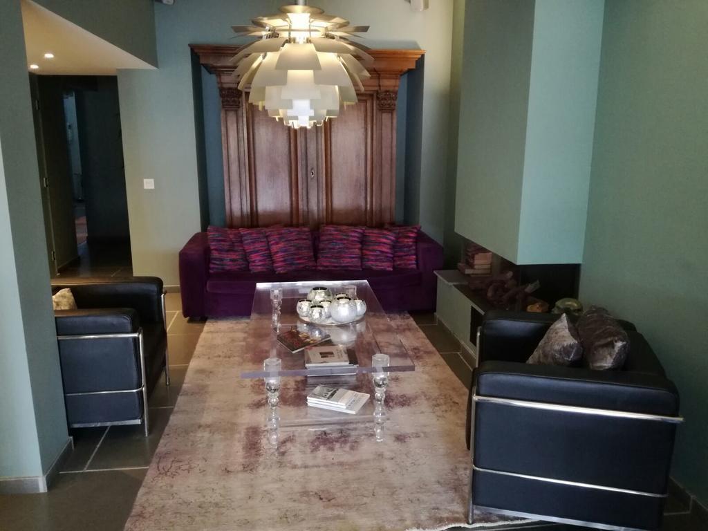 B&B Saint-Georges -Located In The City Centre Of Bruges- Luaran gambar The interior of the 1930s house